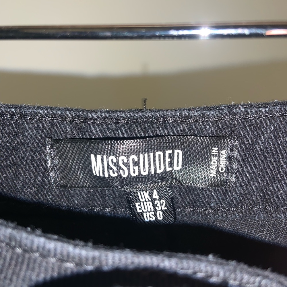Jeans - Picture 3 of 3